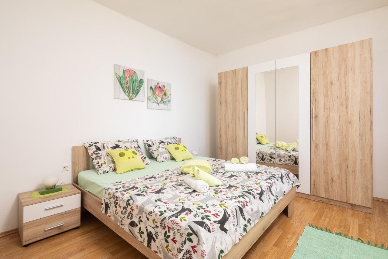 Sky Way Apartments دوغي رات المظهر الخارجي الصورة