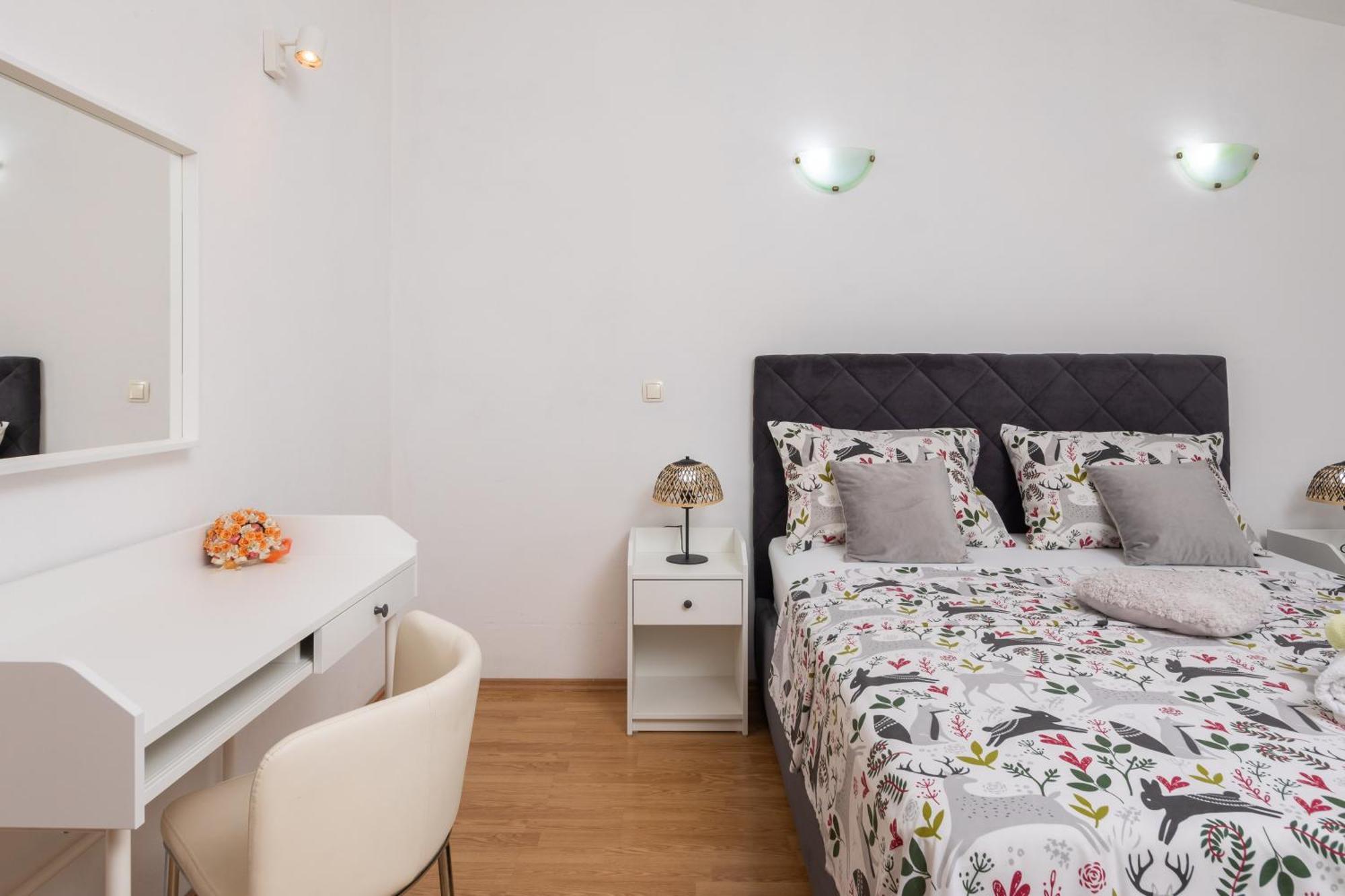Sky Way Apartments دوغي رات المظهر الخارجي الصورة