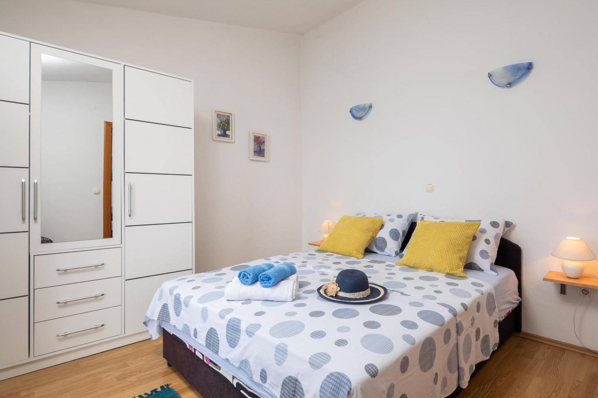 Sky Way Apartments دوغي رات المظهر الخارجي الصورة