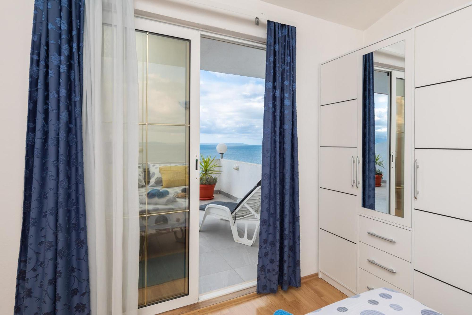 Sky Way Apartments دوغي رات المظهر الخارجي الصورة